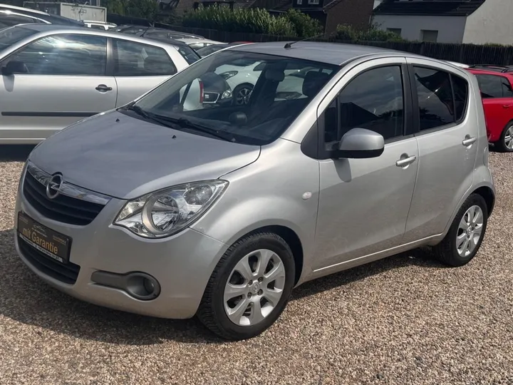 Opel Agila