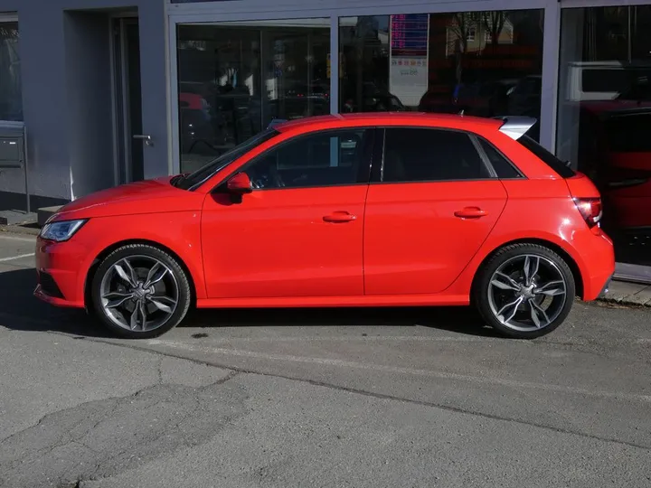 Audi S1