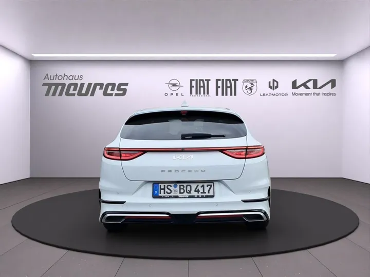Kia pro cee'd / ProCeed