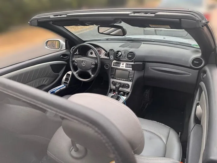 Mercedes-Benz CLK 320