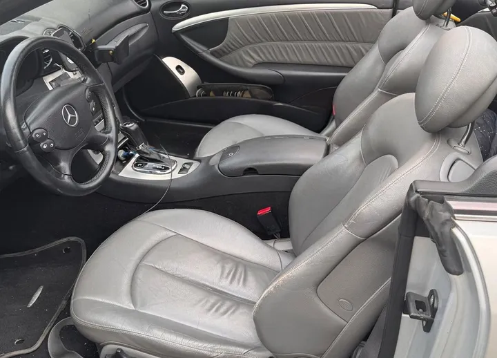 Mercedes-Benz CLK 320