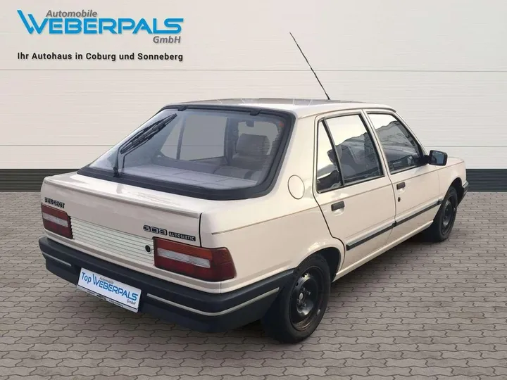 Peugeot 309