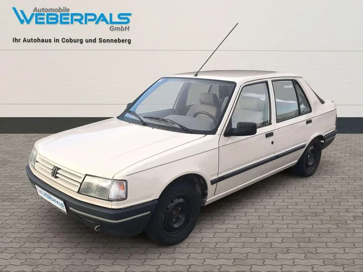 Peugeot 309