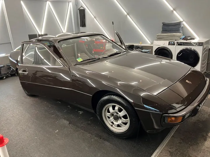 Porsche 924