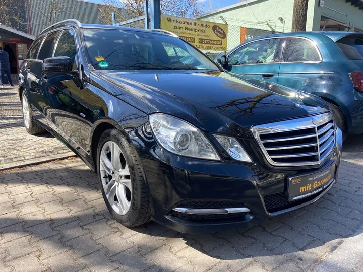 Mercedes-Benz E 300