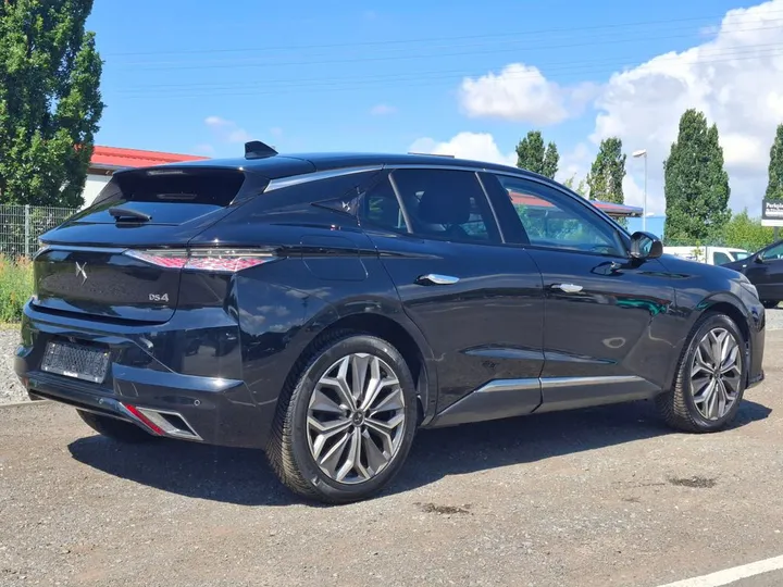 DS Automobiles DS4