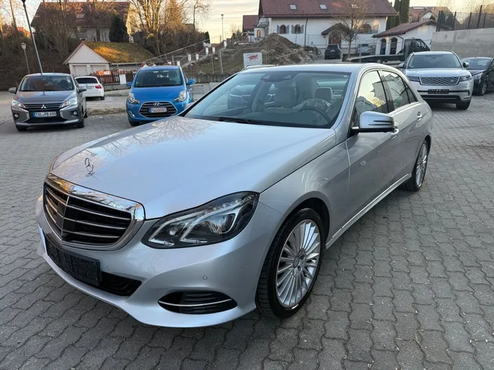 Mercedes-Benz E 300