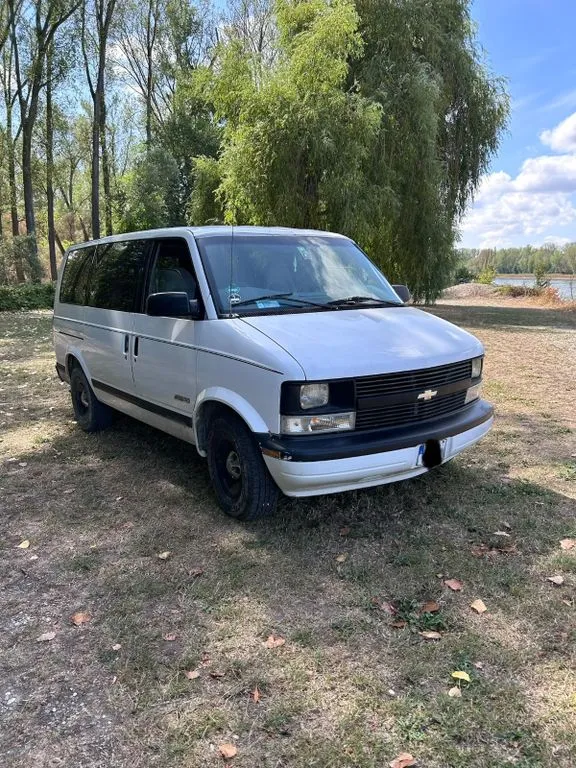 Chevrolet Astro