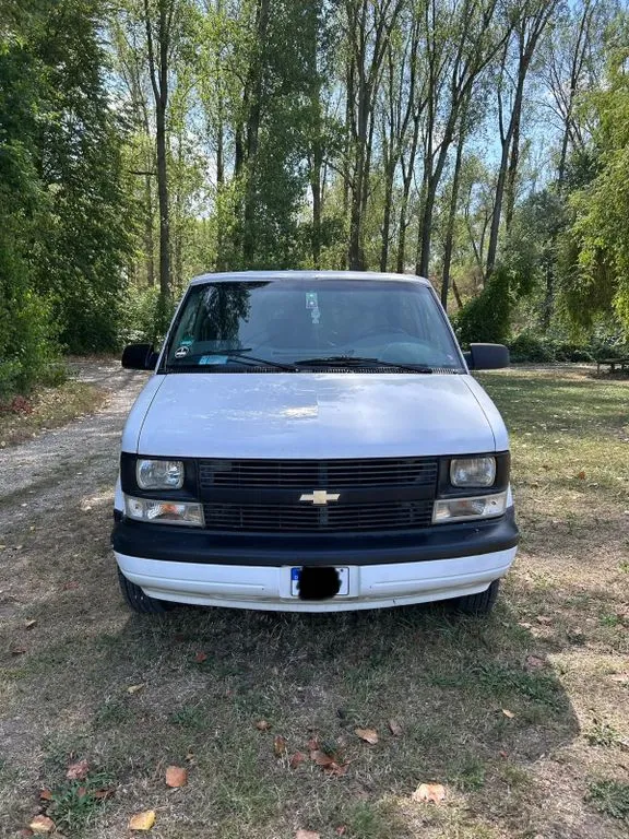 Chevrolet Astro