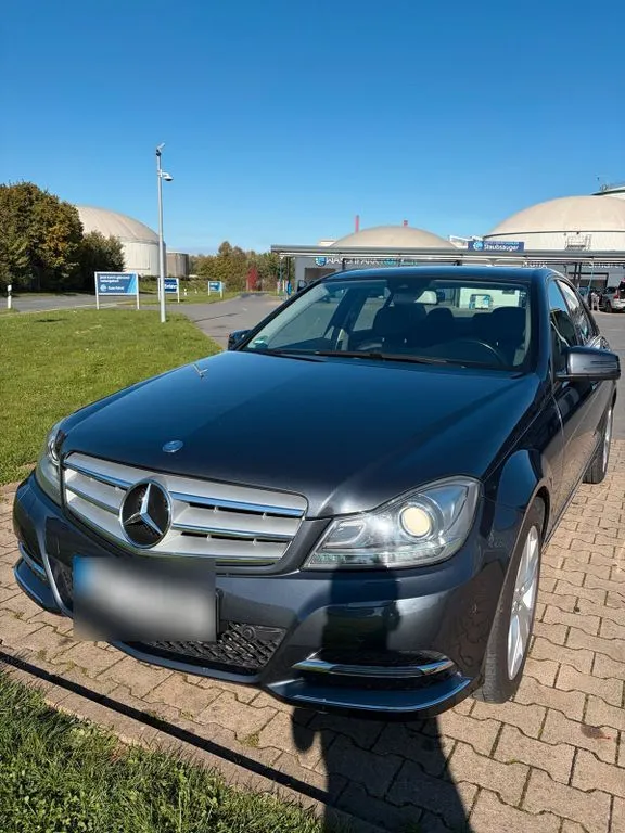 Mercedes-Benz C 220