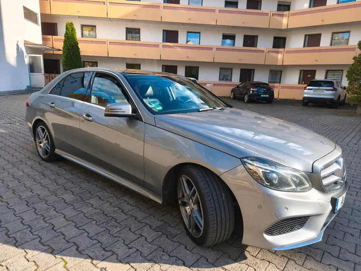 Mercedes-Benz E 300