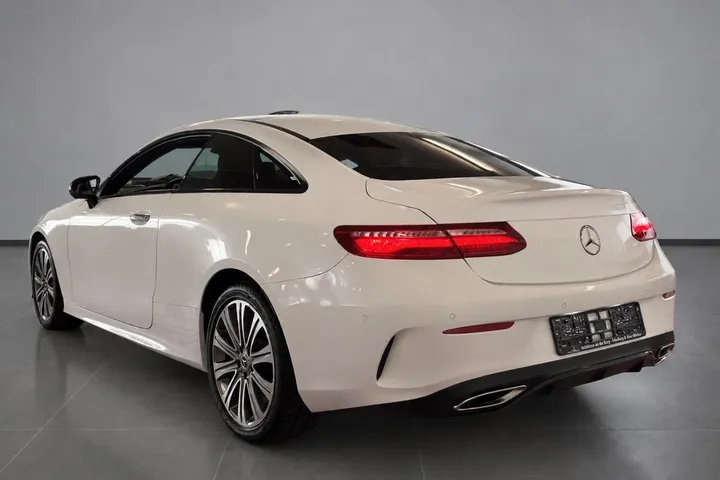 Mercedes-Benz E 400