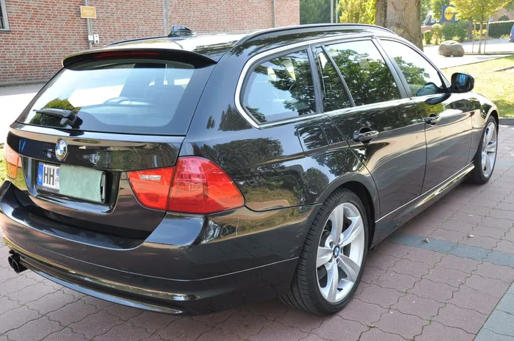 BMW 325