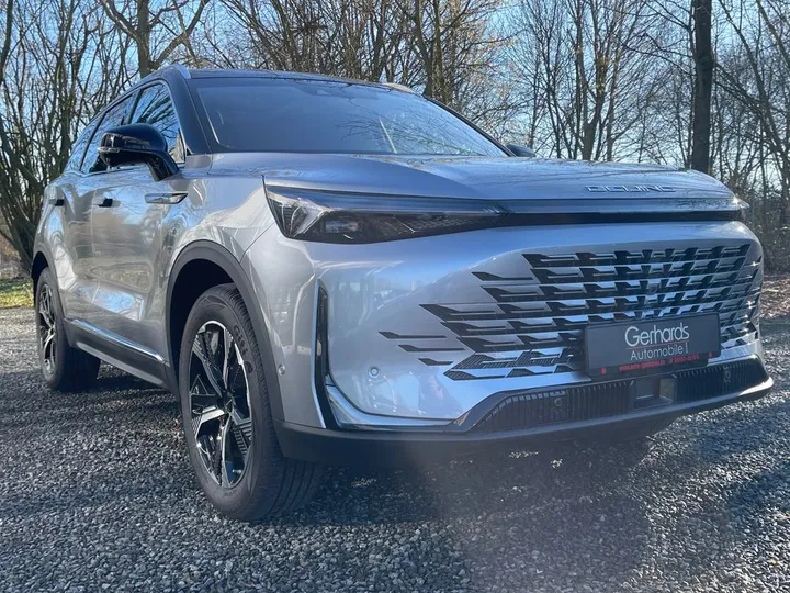 BAIC Beijing X75