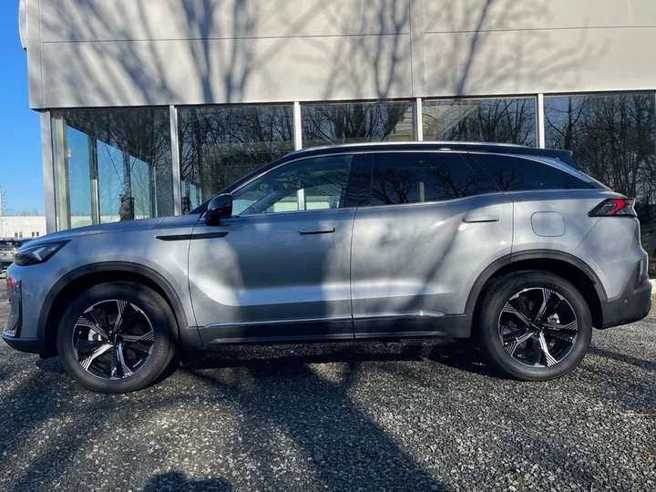 BAIC Beijing X75