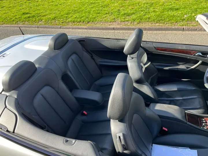 Mercedes-Benz CLK 200