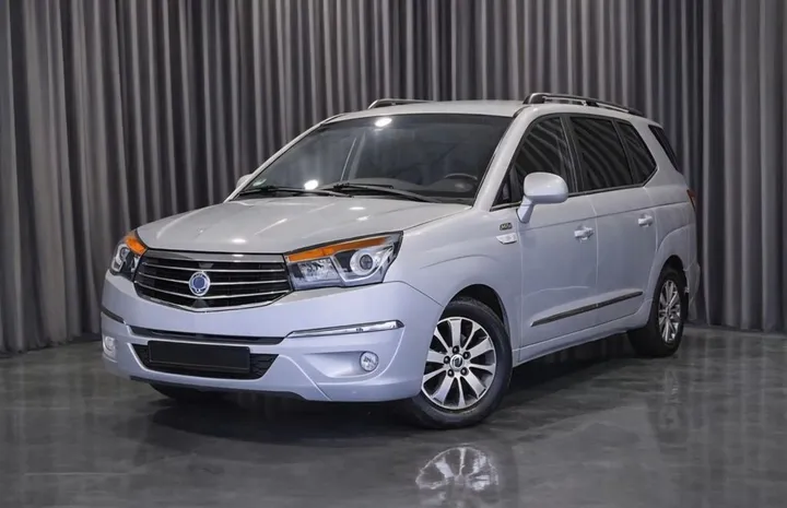Ssangyong Rodius