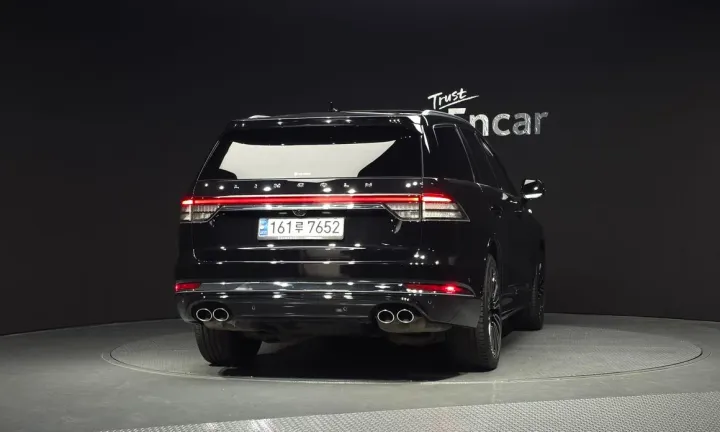 Lincoln Aviator
