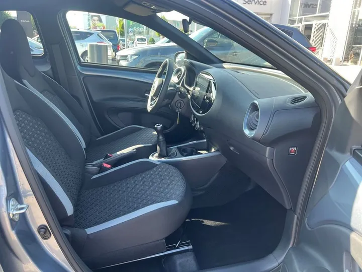 Toyota Aygo (X)