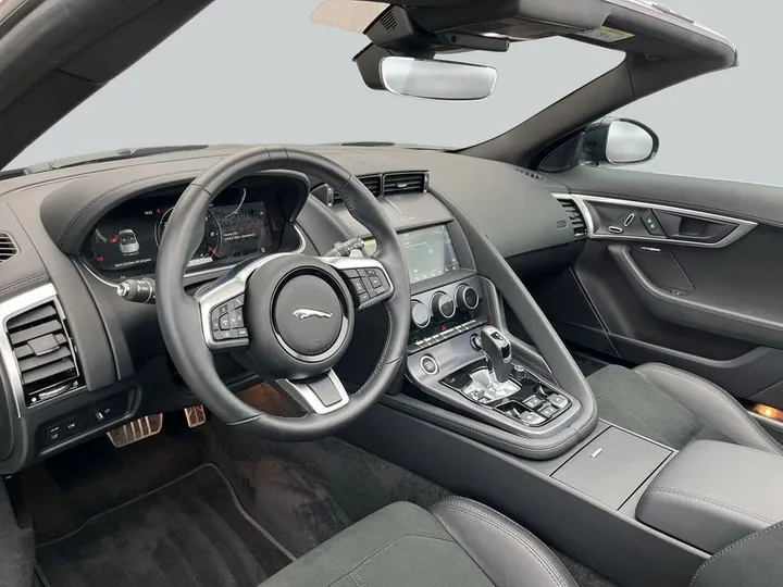 Jaguar F-Type
