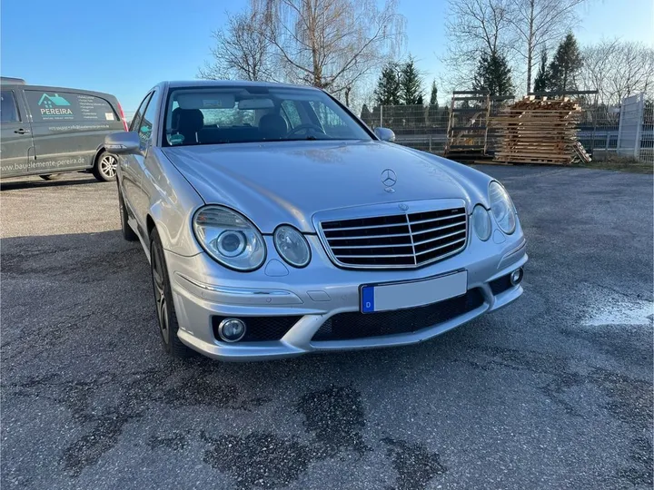 Mercedes-Benz E 63 AMG