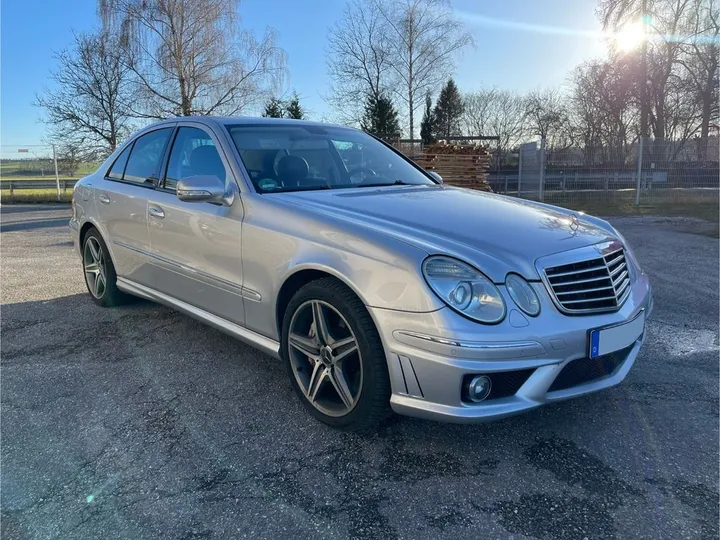 Mercedes-Benz E 63 AMG