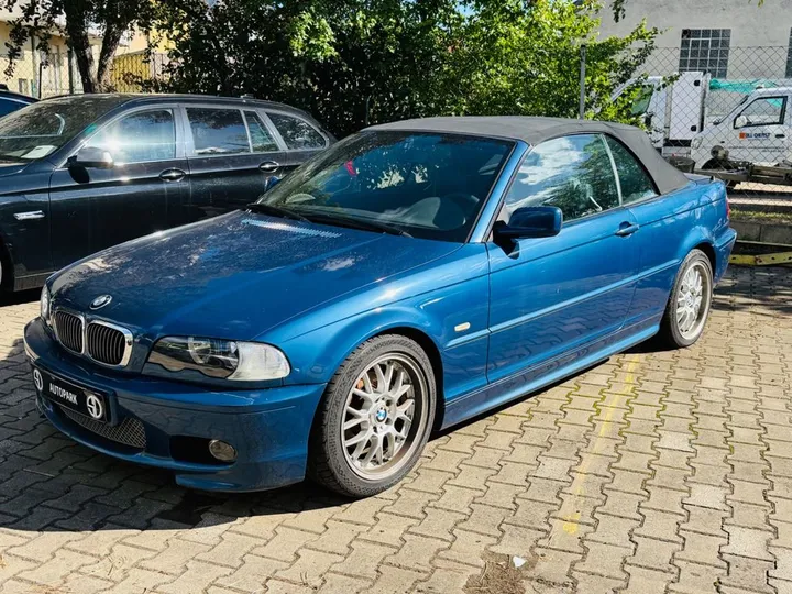 BMW 320