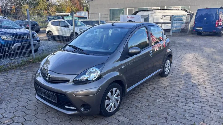 Toyota Aygo (X)