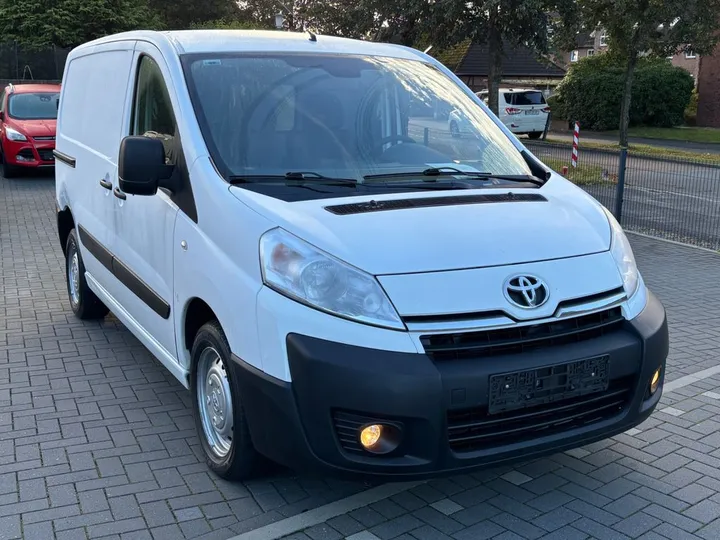 Toyota Proace Verso