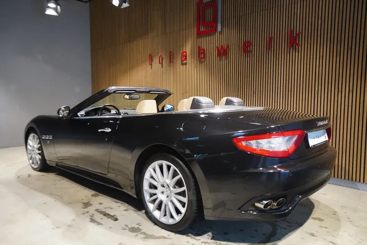 Maserati GranCabrio