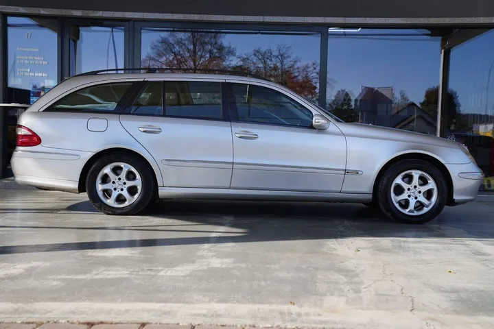 Mercedes-Benz E 270