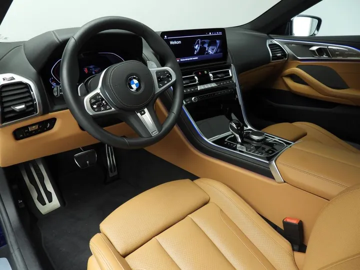 BMW 840