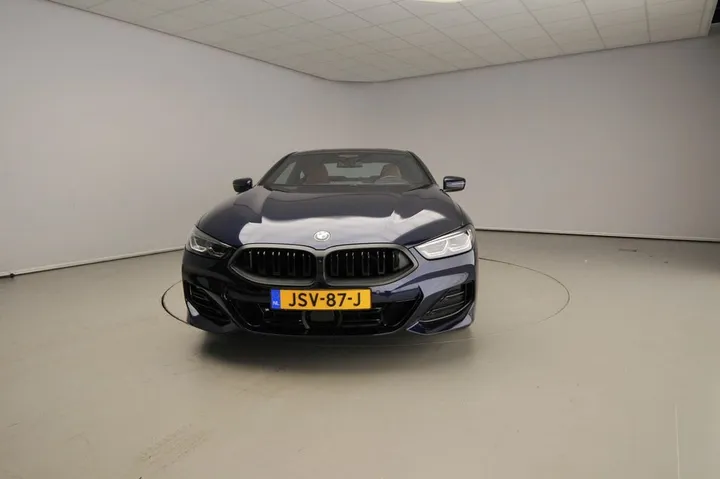 BMW 840