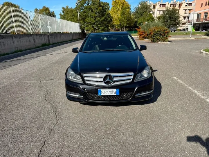 Mercedes-Benz C 220