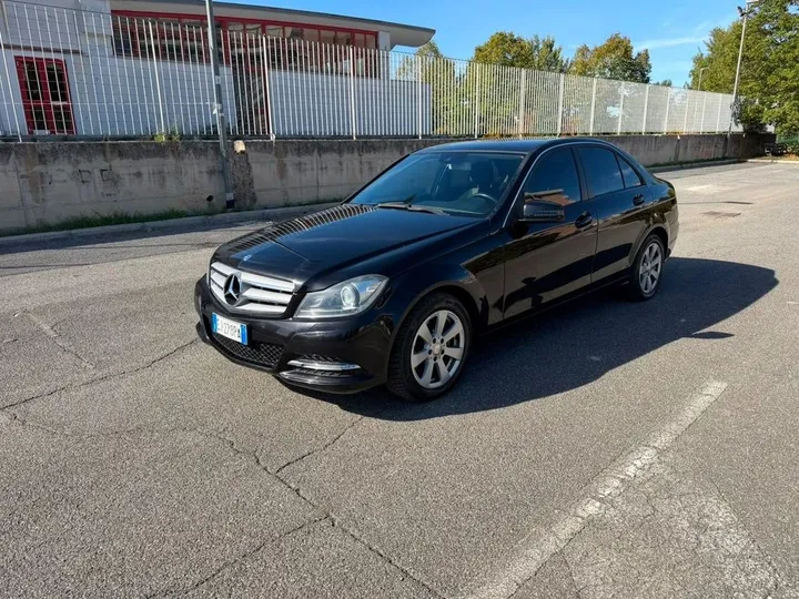 Mercedes-Benz C 220