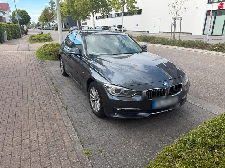 BMW 320