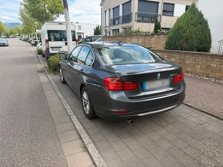 BMW 320