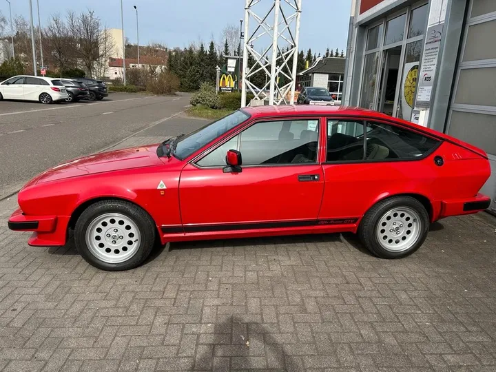 Alfa Romeo Alfetta