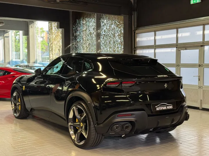 Ferrari Purosangue