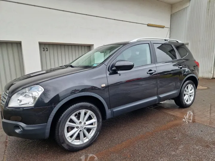 Nissan Qashqai+2