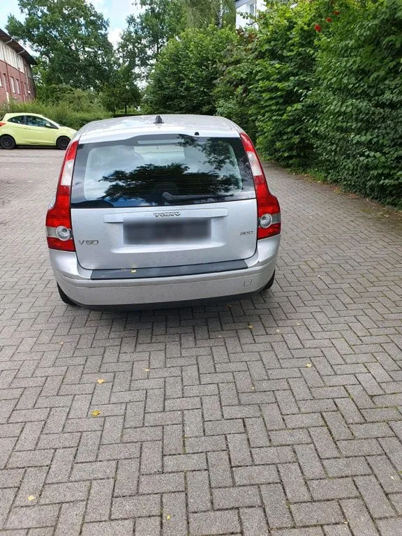 Volvo V50