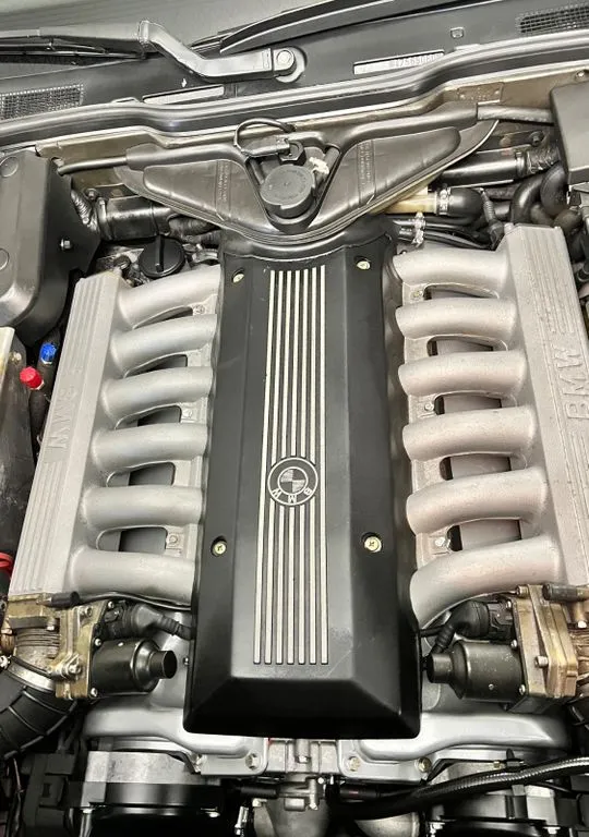 BMW 750