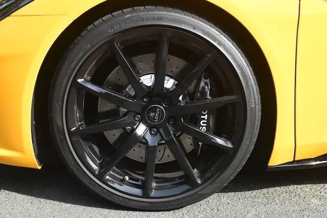 Lotus Emira