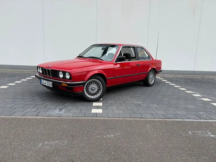 BMW 318