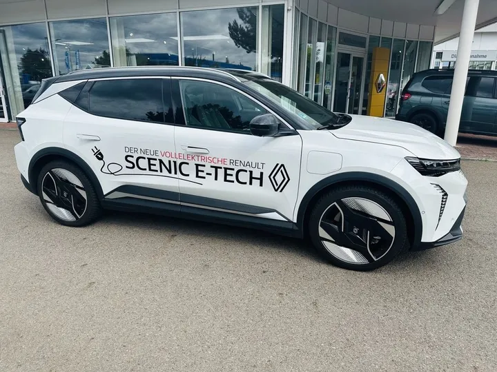 Renault Scenic E-TECH