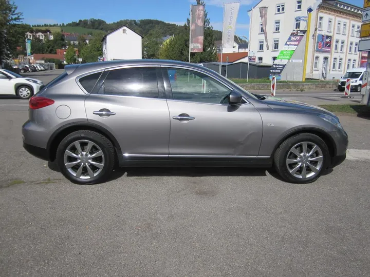 Infiniti EX37