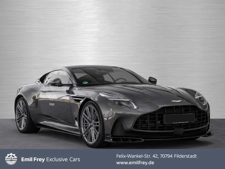 Aston Martin DB12