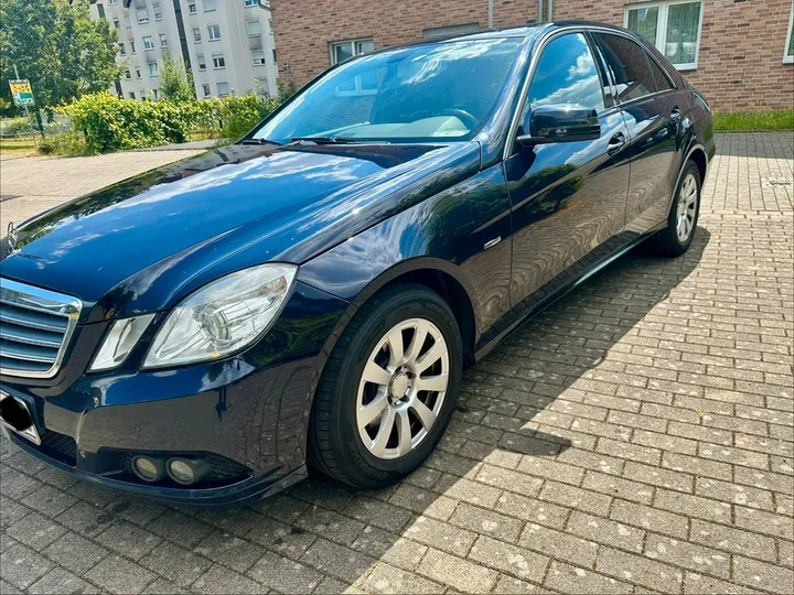 Mercedes-Benz E 250