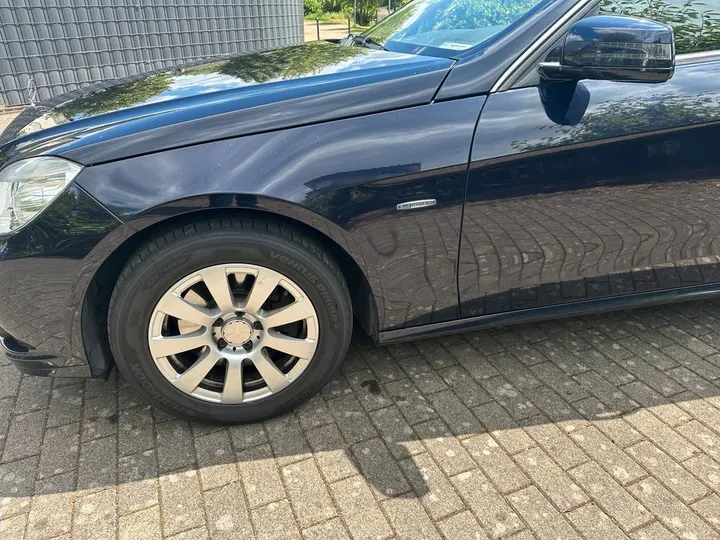 Mercedes-Benz E 250