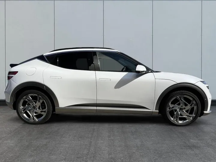 Genesis GV60